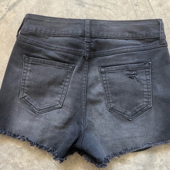 Just USA: Black Distressed Jean Shorts - Picture 2 of 4
